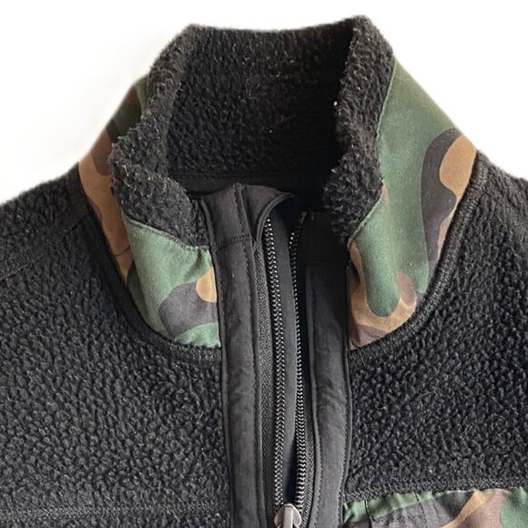3/$15 Bundle | Boys Camo Vest - Picture 5 of 7